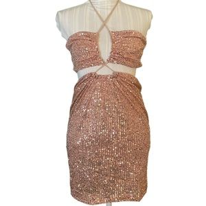 Fashion Nova NWT sequin dress cocktail / party / club dress ! Super cute / sexy!